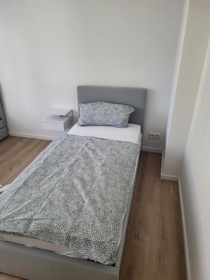 Apartment In Plankstadt Bagian luar foto